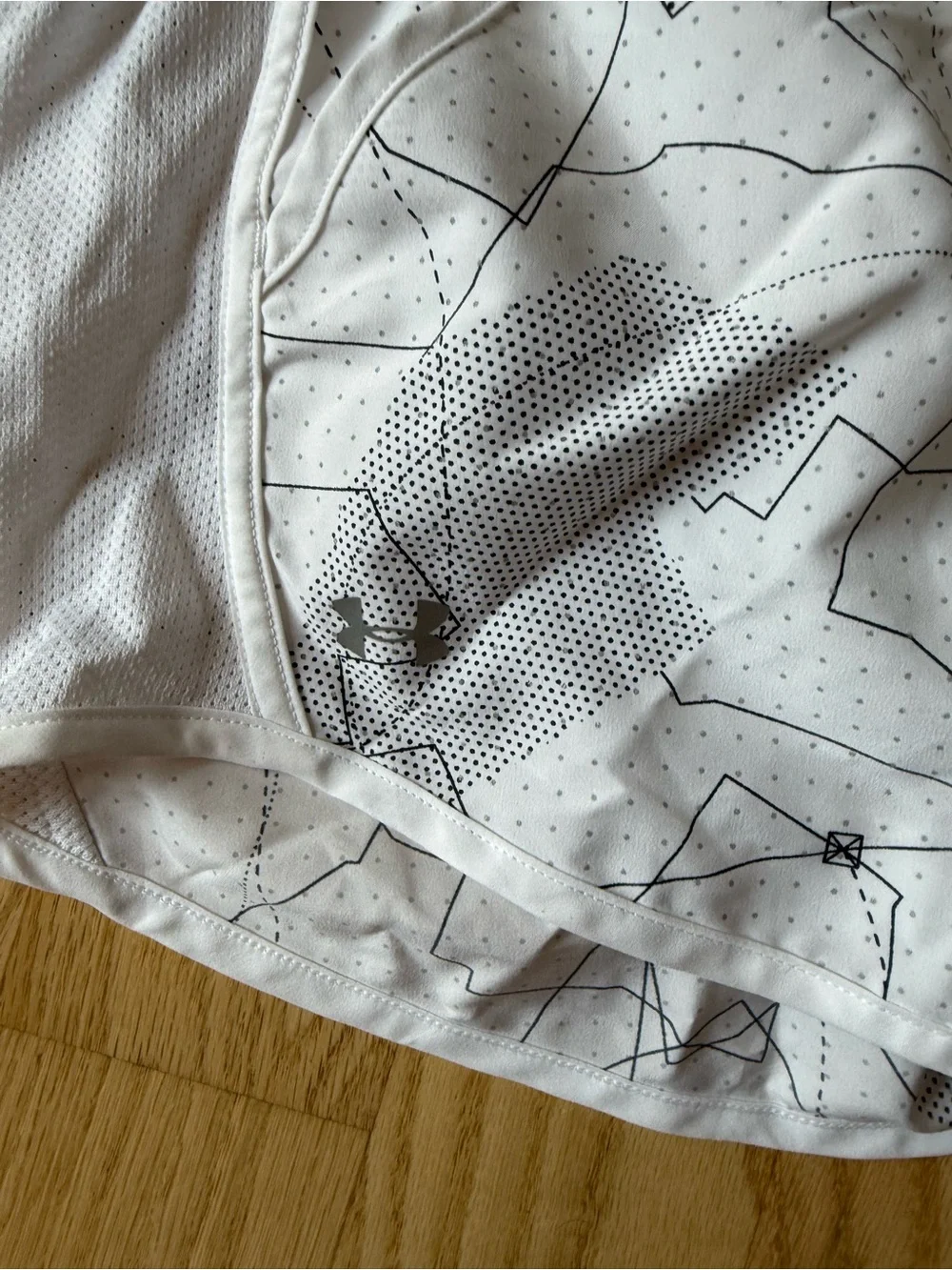 Under Armour White & Black Printed Athletic Shorts